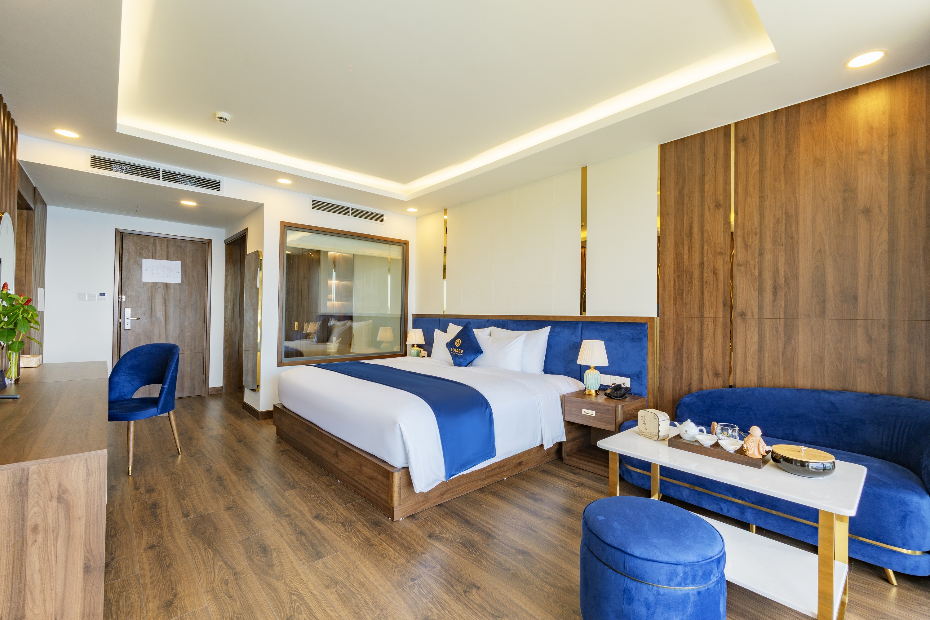 Presidential Ocean Suite Room